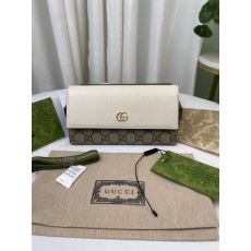 Gucci Wallets & Purse